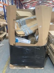 PALLET OF ASSORTED ITEMS TO INCLUDE AIDAPT MEDINA PLASTIC BATH SEAT (KERBSIDE PALLET DELIVERY)