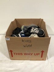 BOX OF ASSORTED CHILDREN'S SHOES TO INCLUDE ADIDAS KIDS TRAINERS IN WHITE / BLACK UK 3