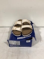 BIRKENSTOCK ARIZONA RIVET LOGO TWO STRAP SANDALS VEGAN CANVAS EGGSHELL SIZE 5.5 RRP- Â£90