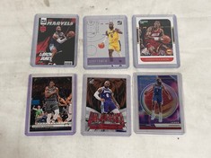 APPROX 11 X ASSORTED BASKETBALL TRADING GAME CARDS TO INCLUDE TYRESE HALIBURTON SACRAMENTO KINGS