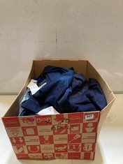 BOX OF 30 X ASSORTED ADULTS CLOTHING TO INCLUDE CITY COMFORT LADIES JEGGINGS - INDIGO - UK 12