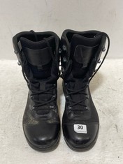 HAIX AIRPOWER P3 BOOTS IN BLACK UK 11 - RRP £110