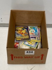 BOX OF ASSORTED POKEMON TRADING CARDS TO INCLUDE POKEMON PIKACHU TRADING GAME CARD