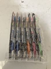 20 X ORABRUSH TOOTHBRUSHES .