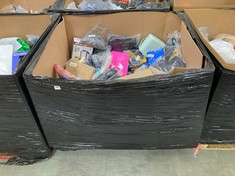 PALLET OF ASSORTED ITEMS TO INCLUDE CONTIGO AUTOSEAL TRAVEL MUG IN ORANGE 470ML (KERBSIDE PALLET DELIVERY)