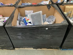 PALLET OF ASSORTED ITEMS TO INCLUDE CHAFING DISH 1.5L (KERBSIDE PALLET DELIVERY)