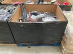 PALLET OF ASSORTED ITEMS TO INCLUDE HARRY POTTER LUNA LOVEGOOD COSTUME AGE 14+ (KERBSIDE PALLET DELIVERY)