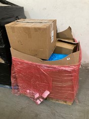 PALLET OF ASSORTED ITEMS TO INCLUDE BRABITA BIN IN BLACK (KERBSIDE PALLET DELIVERY)