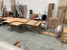 3 X CORNER NATURAL WOODEN DESK (PARTS / BROKEN) (KERBSIDE PALLET DELIVERY)