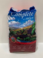 4 X ARKWRIGHTS COMPLETE BEEF DOG FOOD 15KG - BBE: 07/25