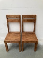 2 X STONE THE CROWS DINING CHAIR IN HONEY - (H) 45 X (W) 43 X (D) 100 CM