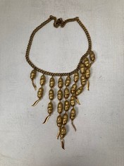 48 X STONE THE CROWS FEATHERED NECKLACE - GOLD - LENGTH 100CM - TOTAL RRP £1824