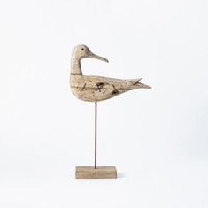 24 X STONE THE CROWS HEAD BACK WOODEN SEABIRD - (H) 39 X (W) 25 X (D) 7 CM - TOTAL RRP £480