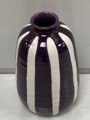 6 X STONE THE CROWS MEDIUM SLIM VASE-BURGUNDY / STRIPE - HEIGHT 27CMS - TOTAL RRP £144