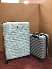 2 X IT LARGE SUITCASE: LOCATION - H