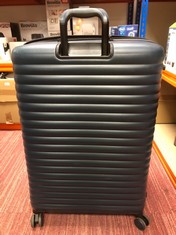 2 X IT LARGE SUITCASES: LOCATION - I