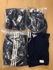 QUANTITY OF CLOTHING TO INCLUDE ADIDAS MENS SLIM FIT TAPERED LEG FULL LENGTH STYLE SHORTS UK LARGE: LOCATION - I