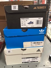 QUANTITY OF SPORTS & EXERCISE ITEMS TO INCLUDE ADIDAS TERREX AX2R K SNEAKER, SILVER VIOLET BLUE DAWN SOLAR GOLD, 3 UK: LOCATION - K