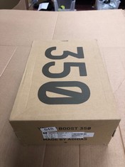 ADIDAS MEN'S, GREY YEEZY BOOST, 42 2/3 EU, GREY, 8.5 UK.: LOCATION - K