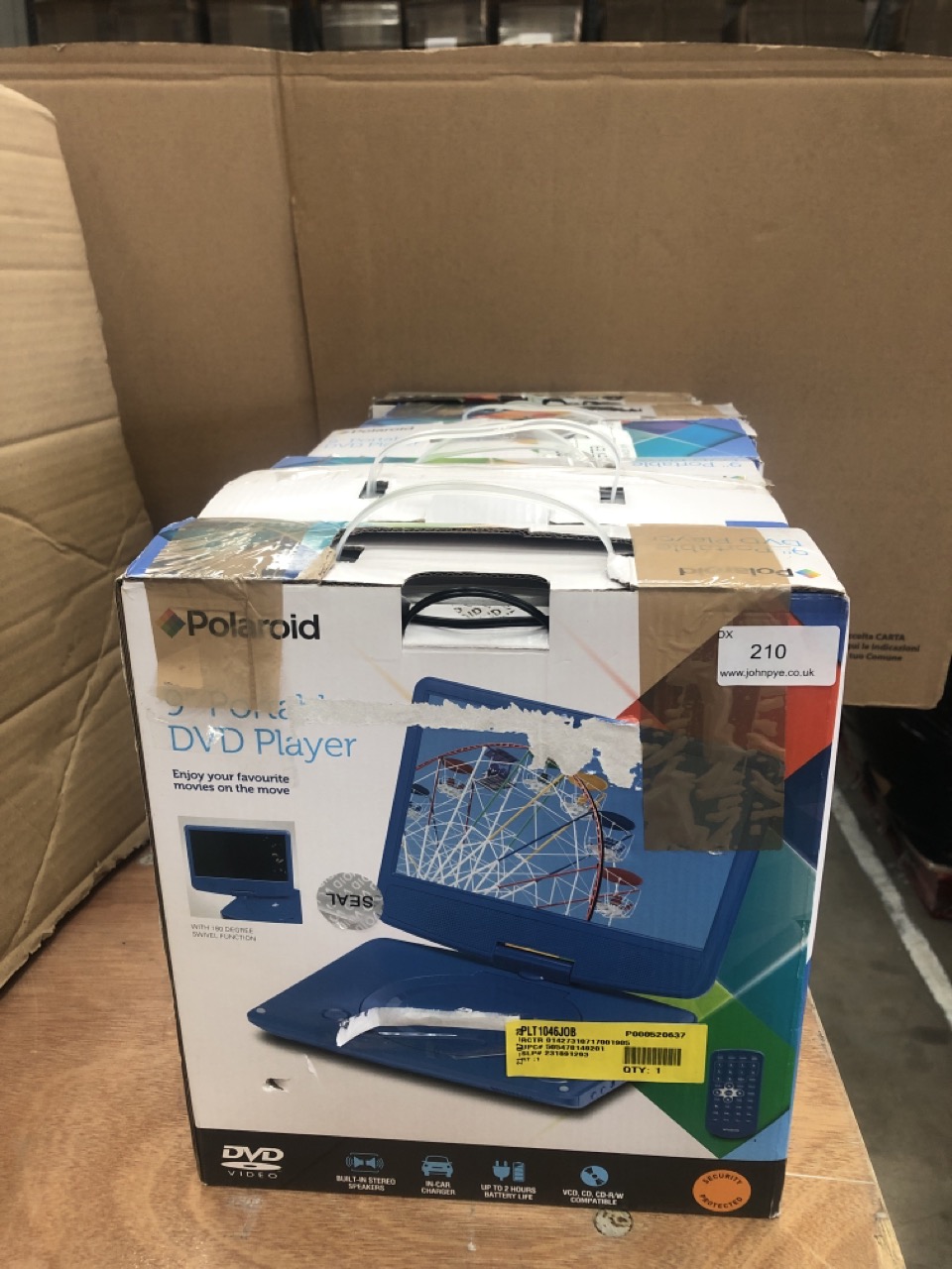 7 X POLAROID 9" PORTABLE DVD PLAYER: LOCATION - RIGHT REAR TABLES(COLLECTION OR OPTIONAL DELIVERY AVAILABLE)