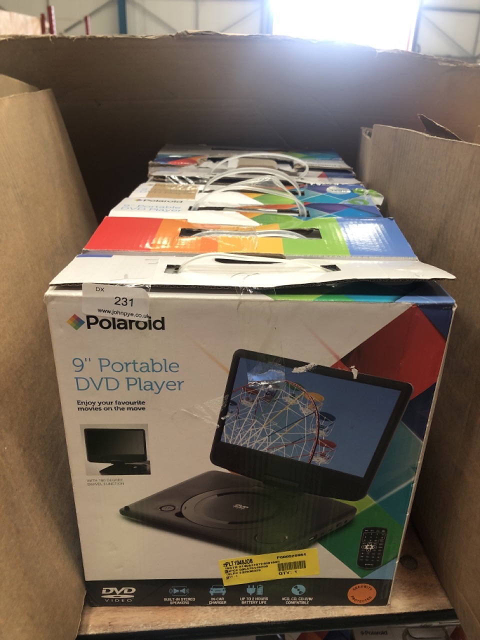 7 X POLAROID 9" PORTABLE DVD PLAYER: LOCATION - RIGHT REAR TABLES(COLLECTION OR OPTIONAL DELIVERY AVAILABLE)