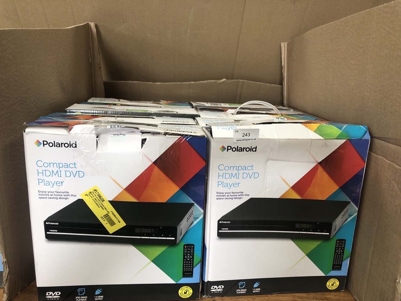 10 X POLAROID HDMI DVD PLAYER: LOCATION - RIGHT REAR TABLES(COLLECTION OR OPTIONAL DELIVERY AVAILABLE)