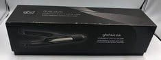 GHD DUET STYLE 2-IN-1 HOT AIR STYLER IN BLACK - TRANSFORMS HAIR FROM WET TO STYLED WITH AIR-FUSION TECHNOLOGY, BLACK.: LOCATION - TOP 50 RACK