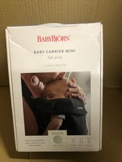 BABYBJORN SOFT JERSEY MINI BABY CARRIER FOR CHILDREN AGED 0-1: LOCATION - A