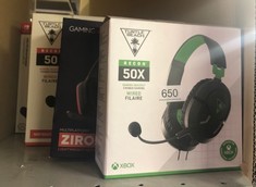 QUANTITY OF TECH & GAMING ITEMS TO INCLUDE TURTLE BEACH RECON 50X GAMING HEADSET FOR XBOX SERIES X|S, XBOX ONE, PS5, PS4, NINTENDO SWITCH, & PC: LOCATION - E