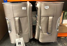 2X IT LUGGAGE DIVINITY SUITCASES MEDIUM SIZED WITH A CREAM COLOUR: LOCATION - F