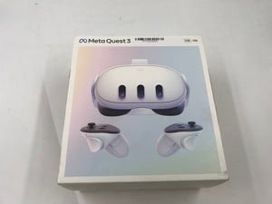 META QUEST 3 128GB V.R HEADSET (RRP - £479) MODEL NO S3A: LOCATION - A RACK