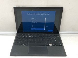 MICROSOFT SURFACE PRO 4 256GB LAPTOP MODEL NO 1724. I5-6300U, 8GB RAM, 12.3" SCREEN: LOCATION - A RACK