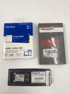 3X SOLID STATE DRIVE COMPUTER STORAGE TO INCLUDE WD BLUE 2TB SN580, NVME M.2.: LOCATION - B RACK