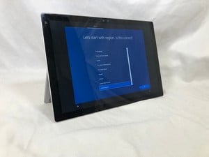 MICROSOFT SURFACE PRO 4 128GB SSD LAPTOP INTEL CORE I5-6300U, 4GB RAM,: LOCATION - A RACK