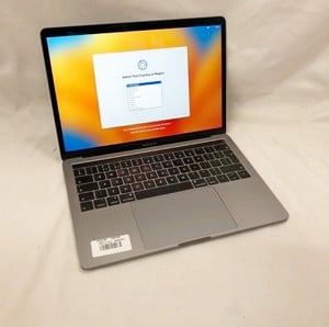 APPLE MACBOOK PRO 2019 500GB LAPTOP INTEL CORE I7-8559U, 16GB RAM, 13.0" SCREEN: LOCATION - A RACK