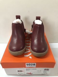 JOHN LEWIS CHILDREN'S ANYDAY CHELSEA BERRY BOOTS - SIZE C4 (239481)