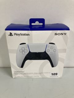 SONY PLAYSTATION 5 DUAL SENSE WIRELESS CONTROLLER - WHITE