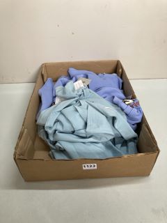 BOX OF CHILDREN'S CLOTHING (612344)