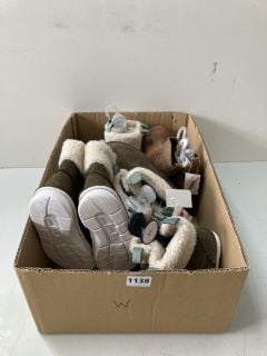 BOX OF ASSORTED FOOTWEAR (612344)