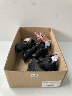 BOX OF ASSORTED FOOTWEAR (612344)