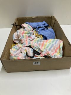 BOX OF CLOTHING TO INC JOHN LEWIS BRODERY TANKINI - SIZE AGE 11 YEARS (629447)