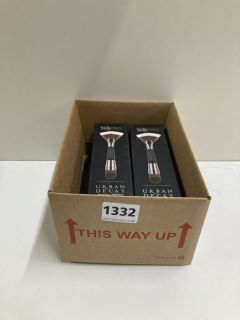 BOX OF URBAN DECAY MAKEUP BRUSHES (619660)