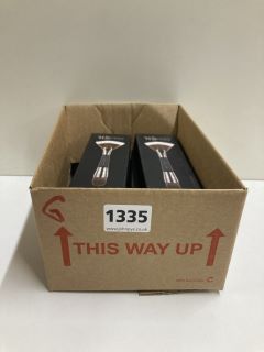 BOX OF URBAN DECAY MAKEUP BRUSHES (619660)