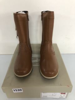 JOHN LEWIS ISOBEL 2 CHILDREN'S TAN BOOTS - SIZE: 12.5 (619698)