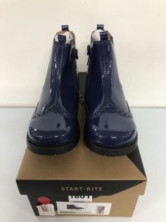 START.RITE FRENCH NAVY PATENT/CHECK CHELSEA BOOTS - SIZE: 13.5F (619357)