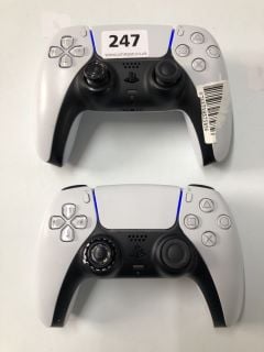 2 X SONY PLAYSTATION 5 DUAL SENSE WIRELESS CONTROLLER - WHITE