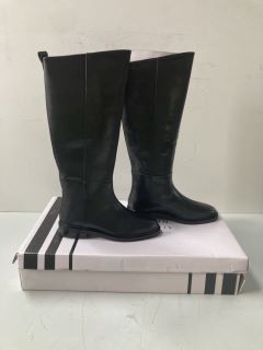 JOHN LEWIS TOBAGO BLACK BOOTS - SIZE: 7 (655262)