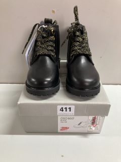 JOHN LEWIS COCO BOOT CHILDREN'S BLACK BOOTS - SIZE: C8 (636209)