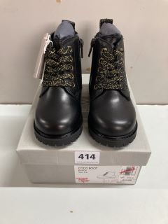 JOHN LEWIS COCO BOOT CHILDREN'S BLACK BOOTS - SIZE: C6 (636209)