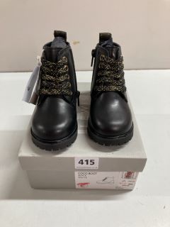 JOHN LEWIS COCO BOOT CHILDREN'S BLACK BOOTS - SIZE: C6 (636209)